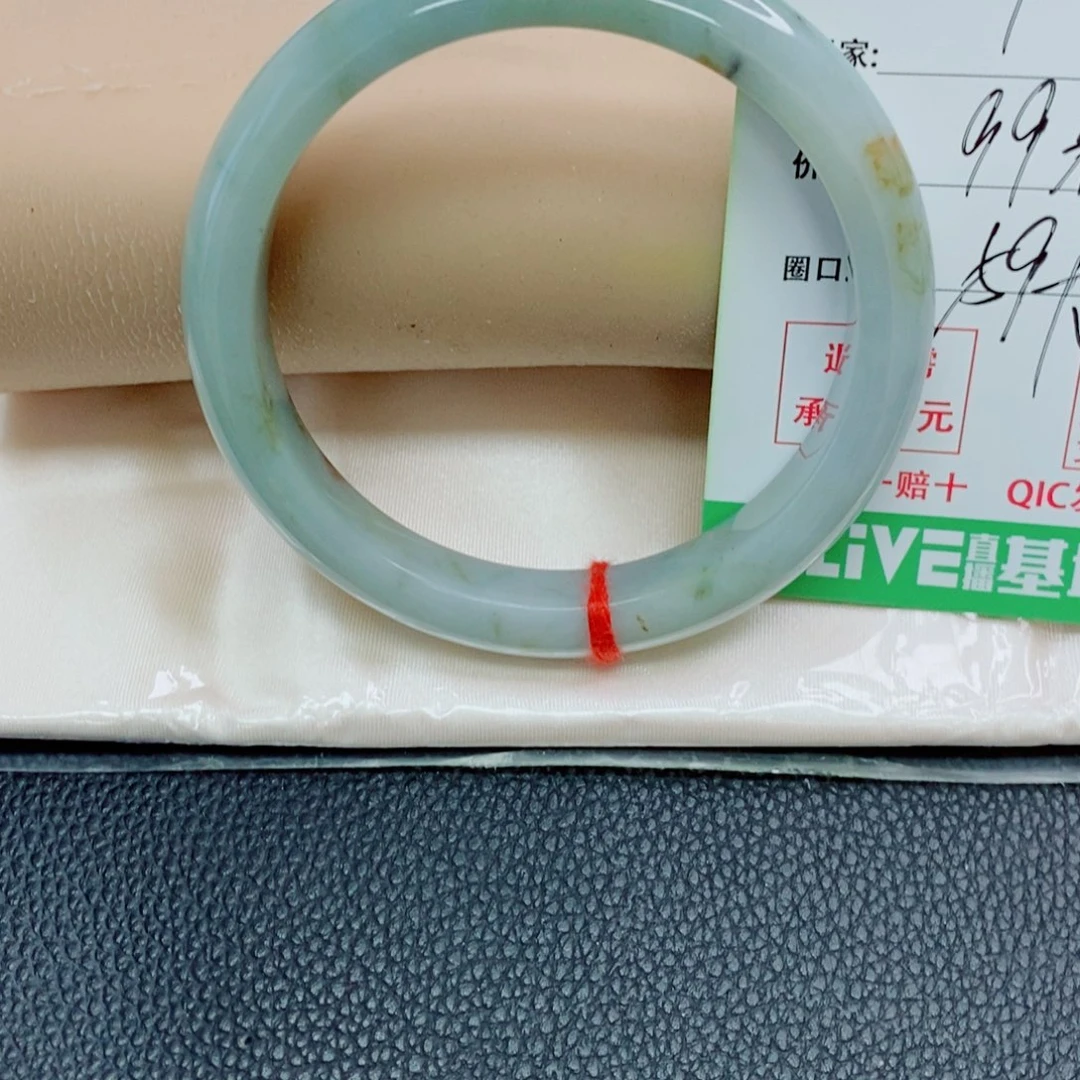 翡翠未镶嵌手镯天然翡翠1