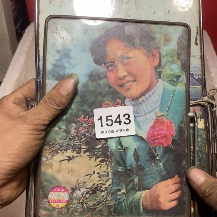 用***8琉璃手工艺品2个。。。。。。