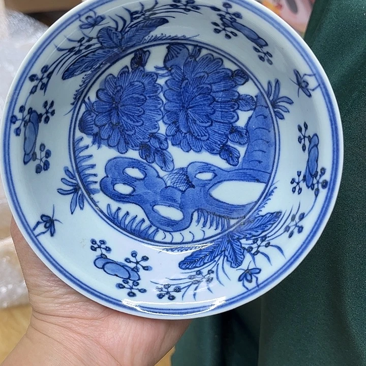 果***姐陶摆件精美的陶瓷摆件……