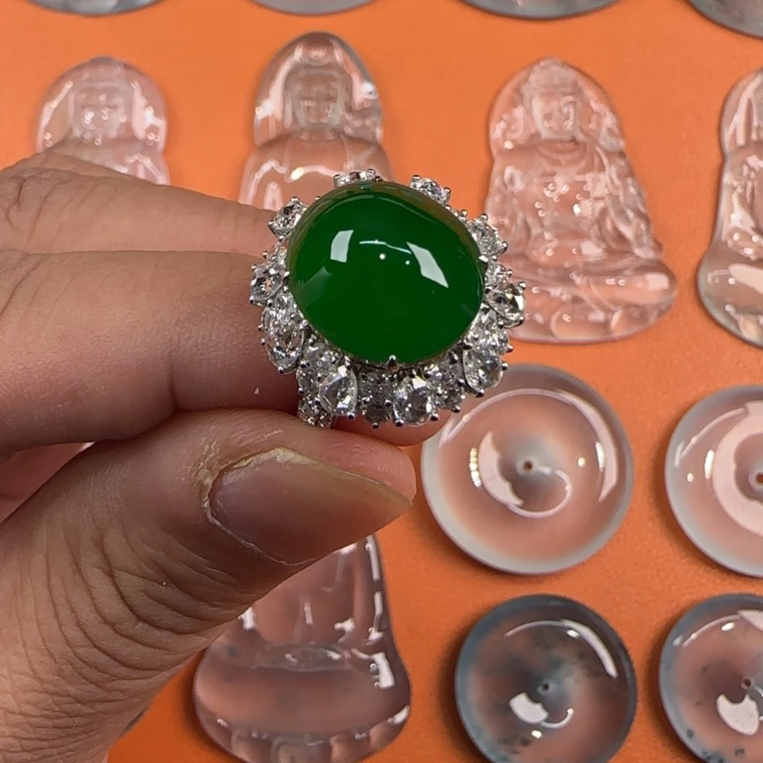 定制翡翠18K金镶嵌天然