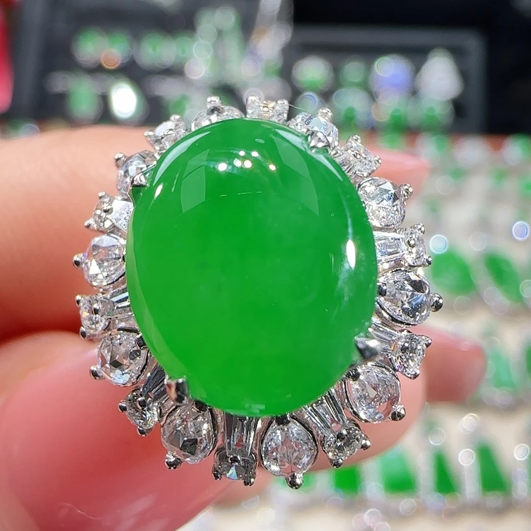 翡翠吊坠(不含链)18K金镶嵌