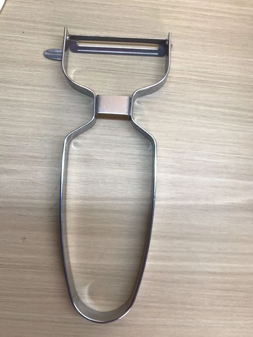 不锈钢削皮刀 多功能家用瓜果刨皮器刮皮刀瓜刨神器