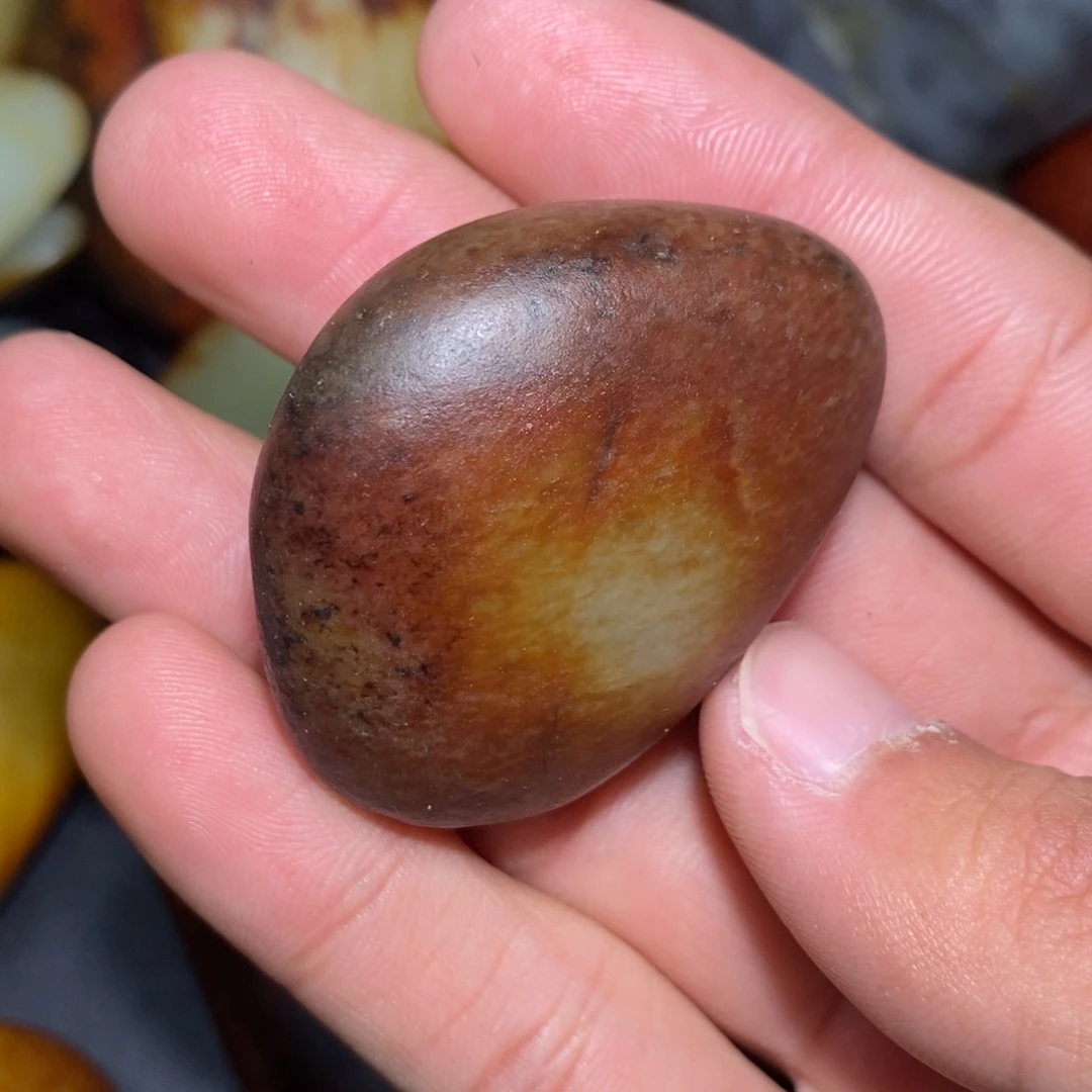 和田玉未镶嵌珠宝奇石