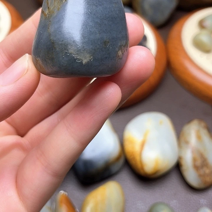 和田玉未镶嵌颈饰10