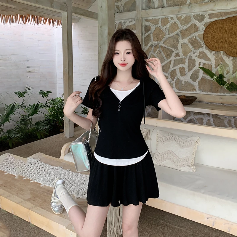 时尚减龄显瘦连帽假两件上衣+A字裤裙两件套套装2722