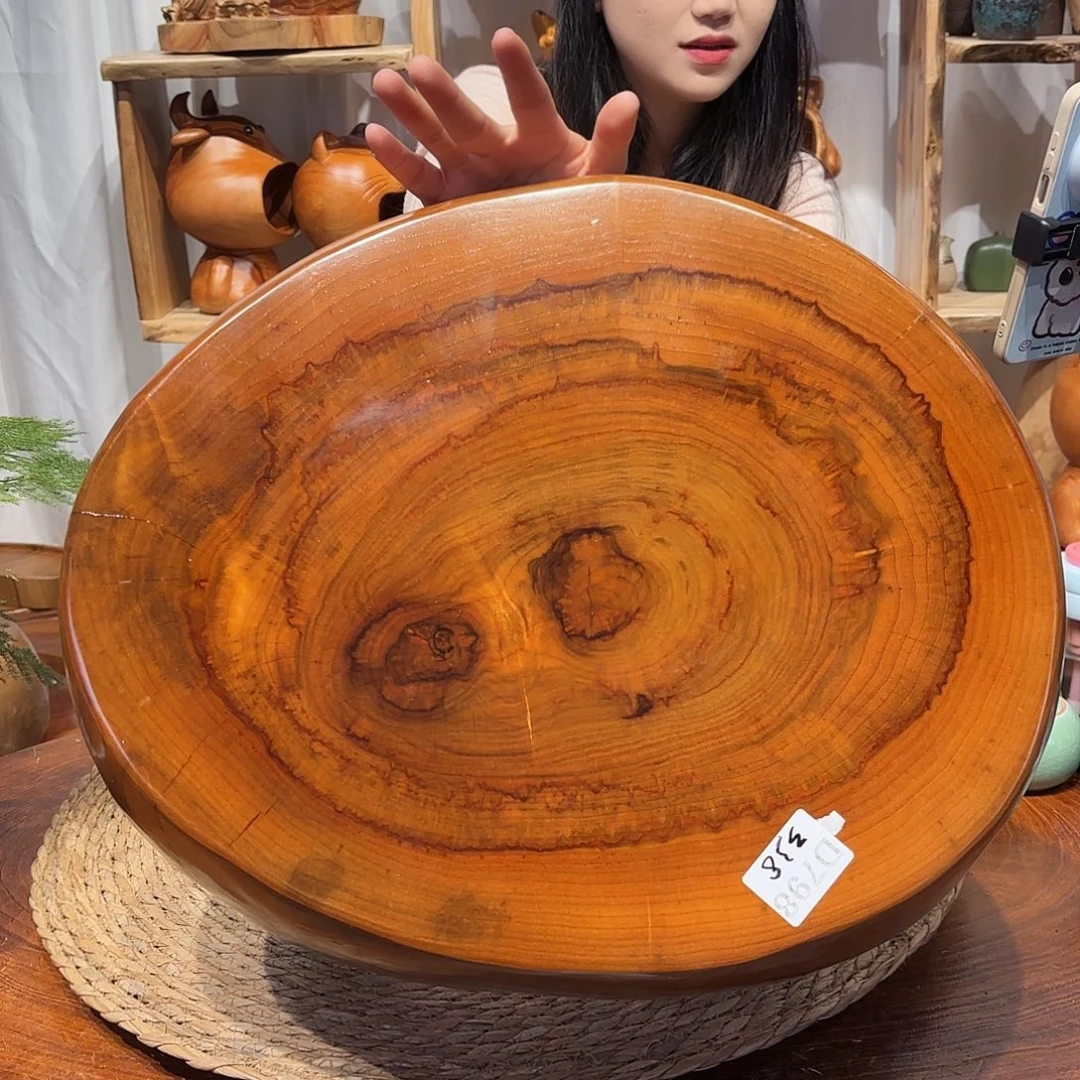 香樟木根雕凳子一物一拍编号798长44宽36高25