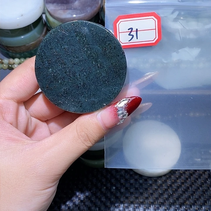 和田玉和田玉边角料随机发未镶嵌