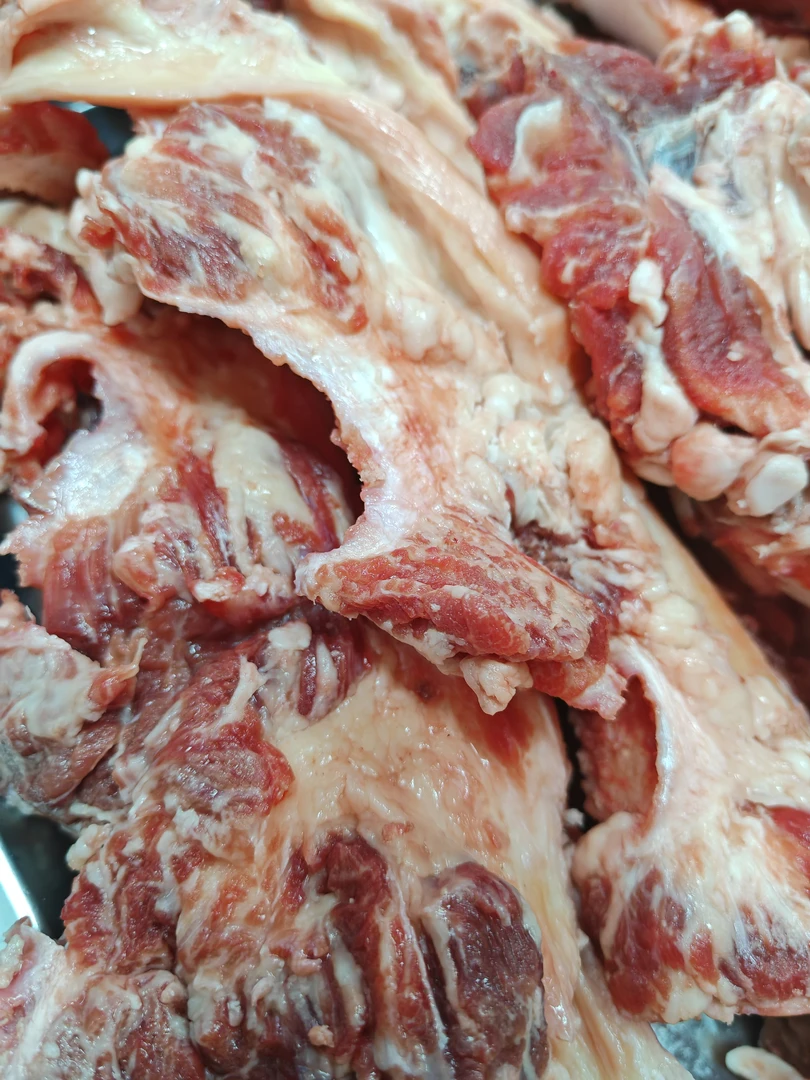 新鲜现切雪花牛霸王鞭，（牛键骨）生鲜美味