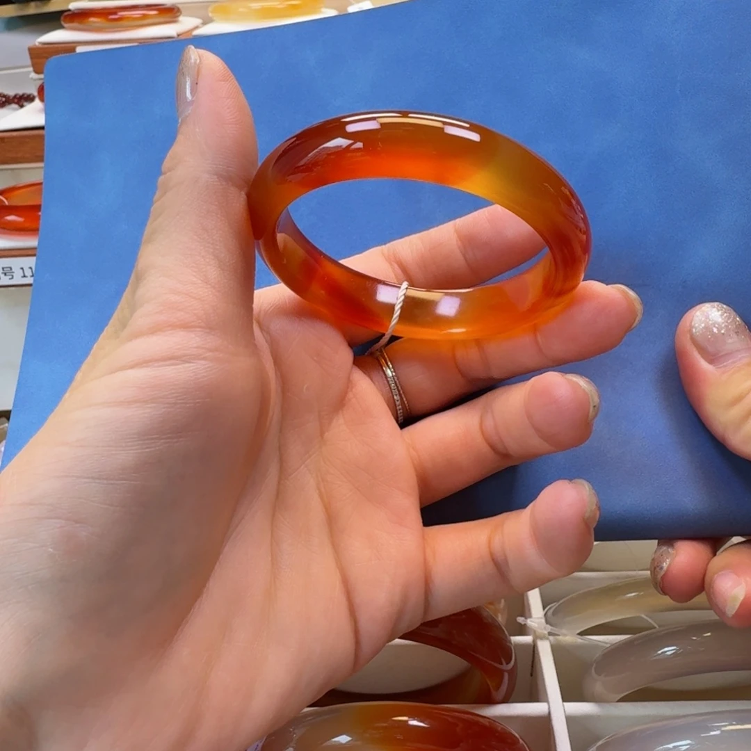 玛瑙/玉髓未镶嵌手镯