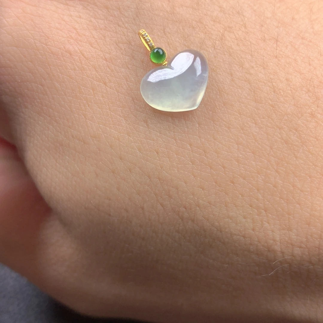 【闪购商品】颈饰18K金镶嵌翡翠翡翠