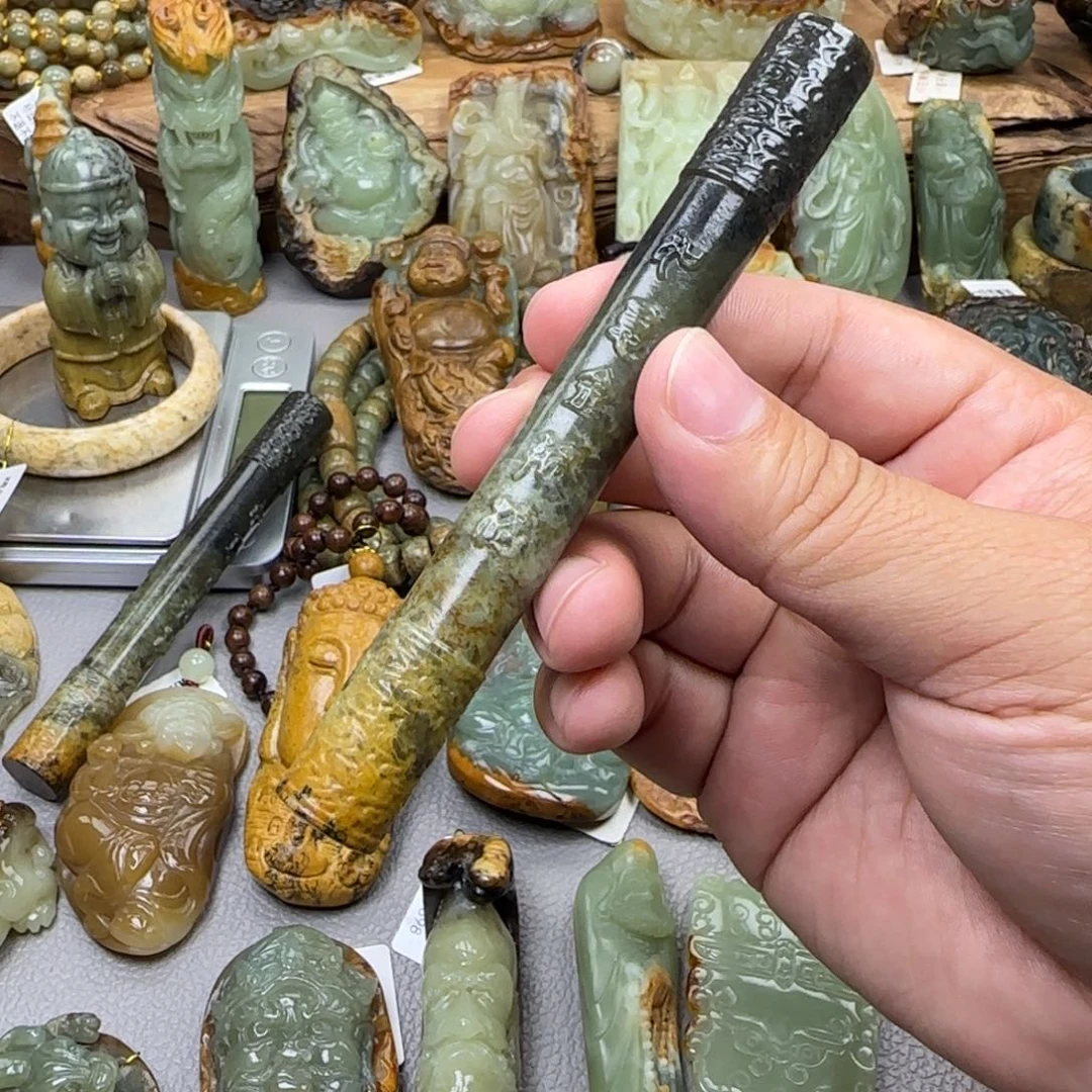 岫岩河磨玉（透闪石质玉）未镶嵌珠宝奇石
