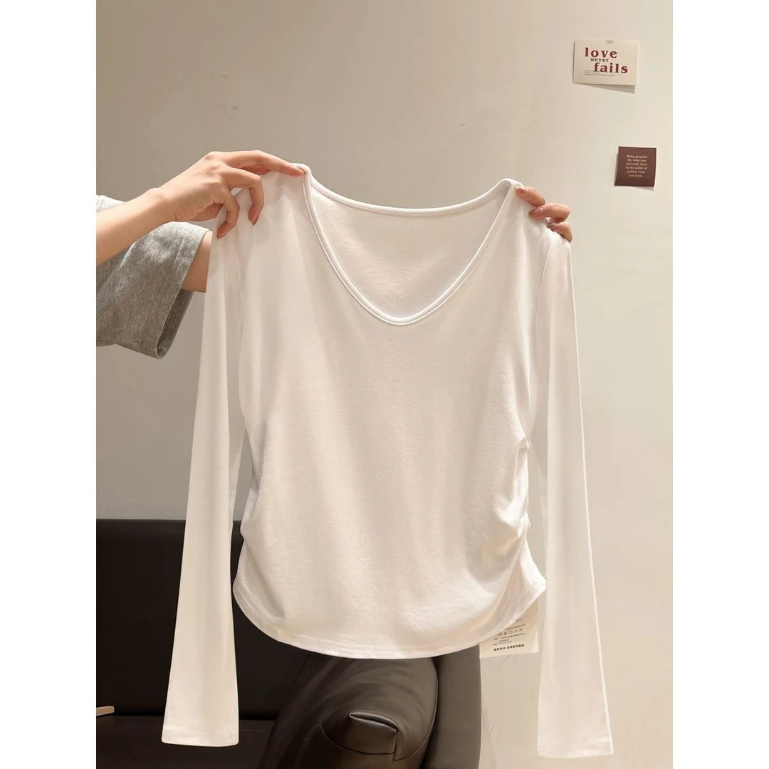 白色长袖V领纯欲小个子T恤女秋冬褶皱收腰修身薄款打底衫内搭上衣