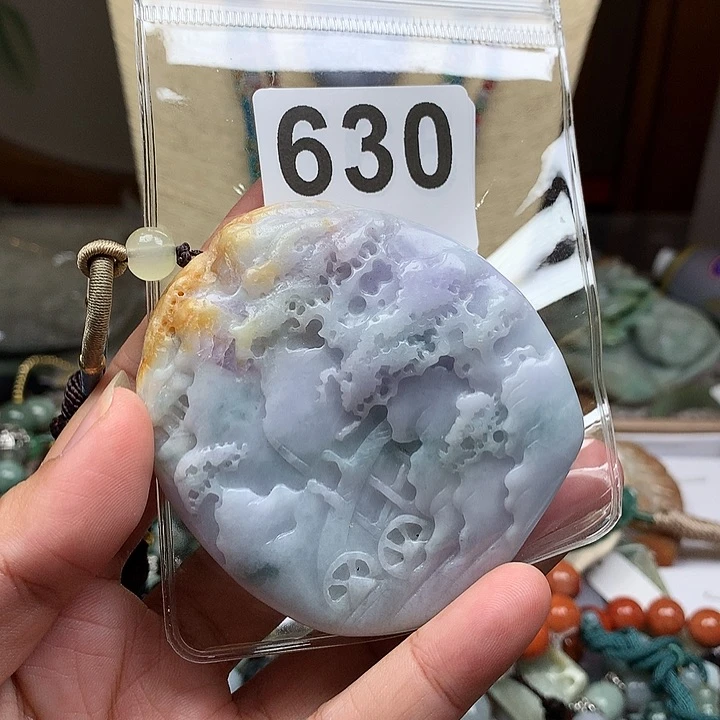 翡翠颈饰未镶嵌叶*翡翠