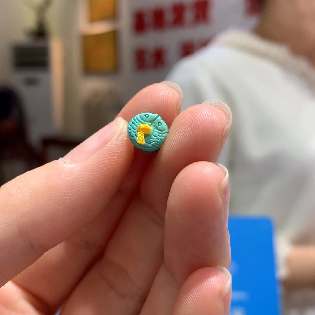 绿松石配饰未镶嵌