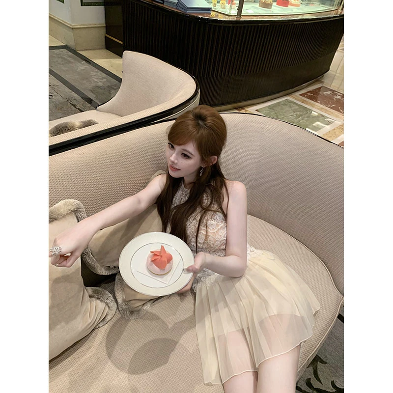 With 99jiu【减龄top1】法式白色蓬蓬裙春夏显瘦a字百搭芭蕾短裙