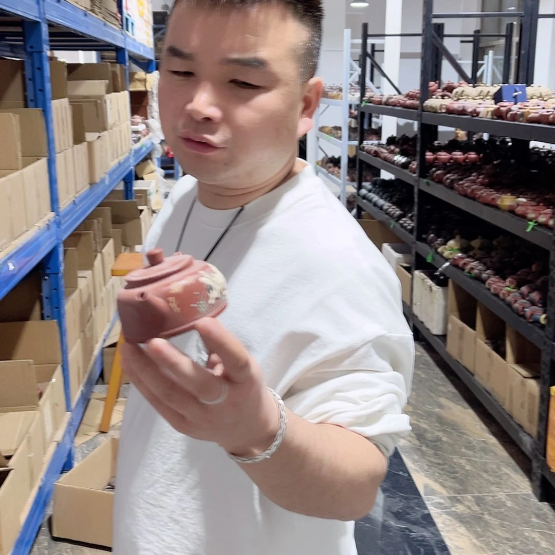 茶壶紫砂Hihgggbn
