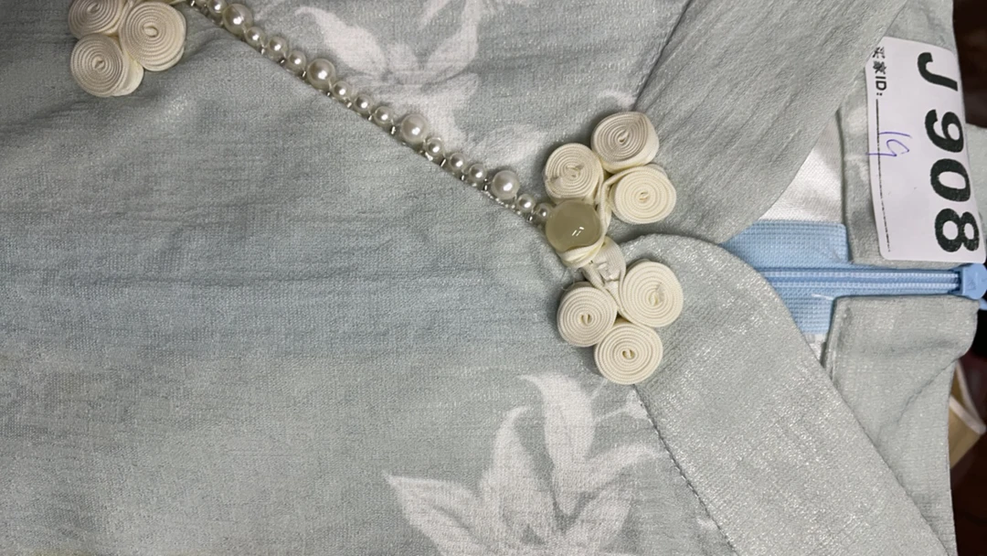 -908-瑕-------改良款旗袍