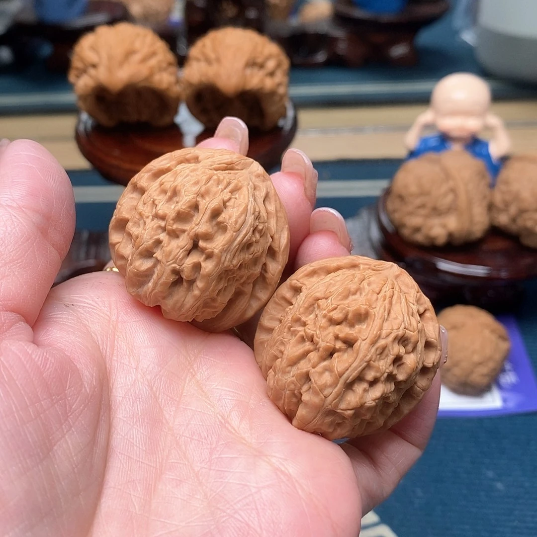 文玩核桃把件白狮子36