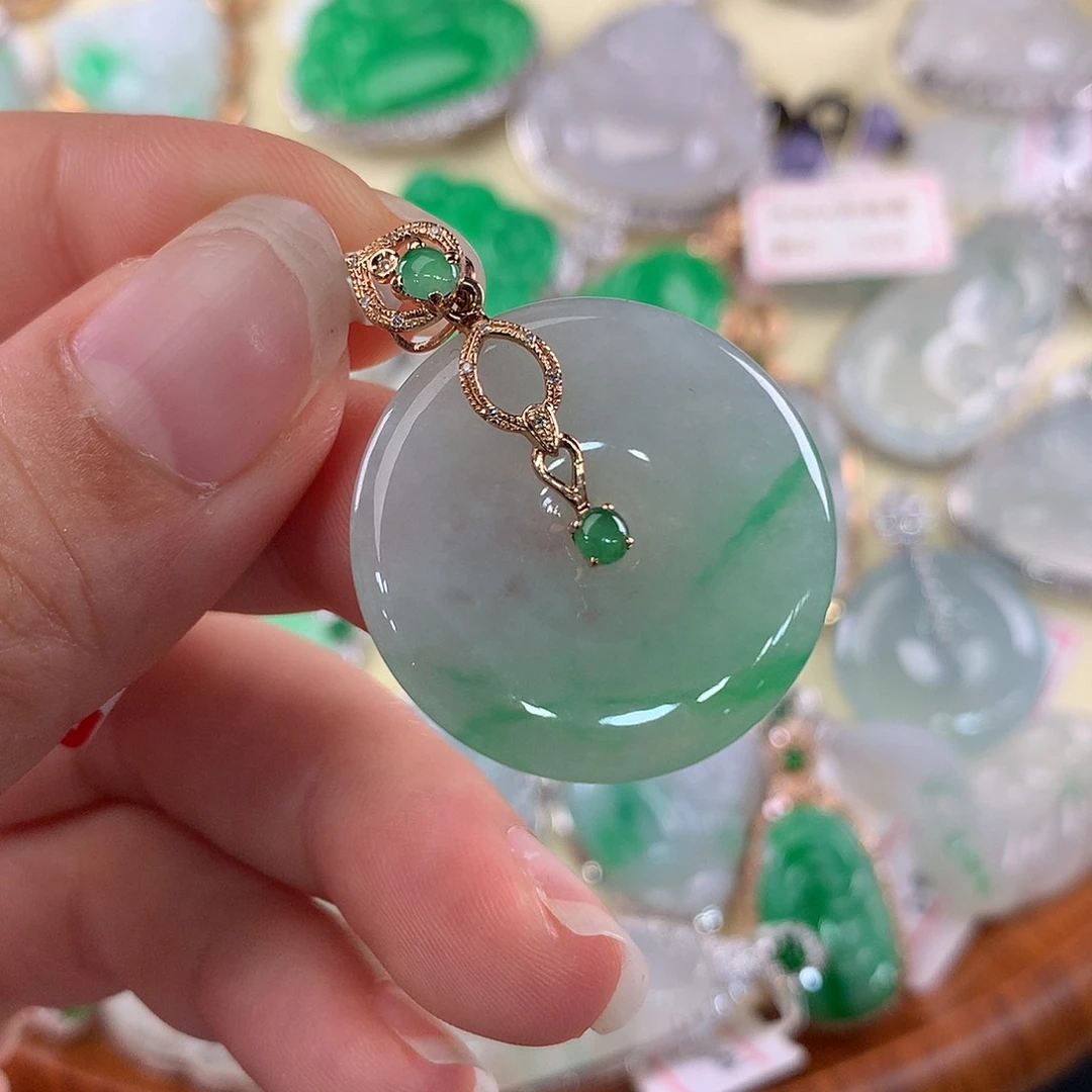 翡翠18K金镶嵌吊坠(不含链)