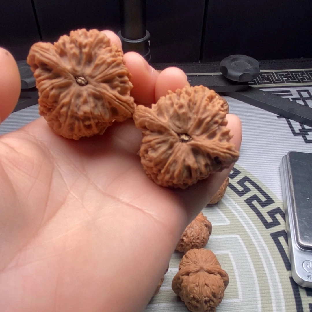 文玩核桃吊坠南疆石42