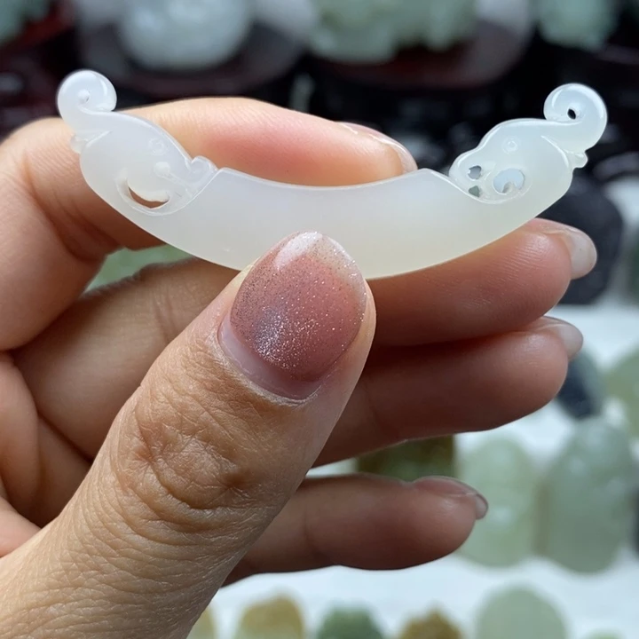 和田玉未镶嵌颈饰19