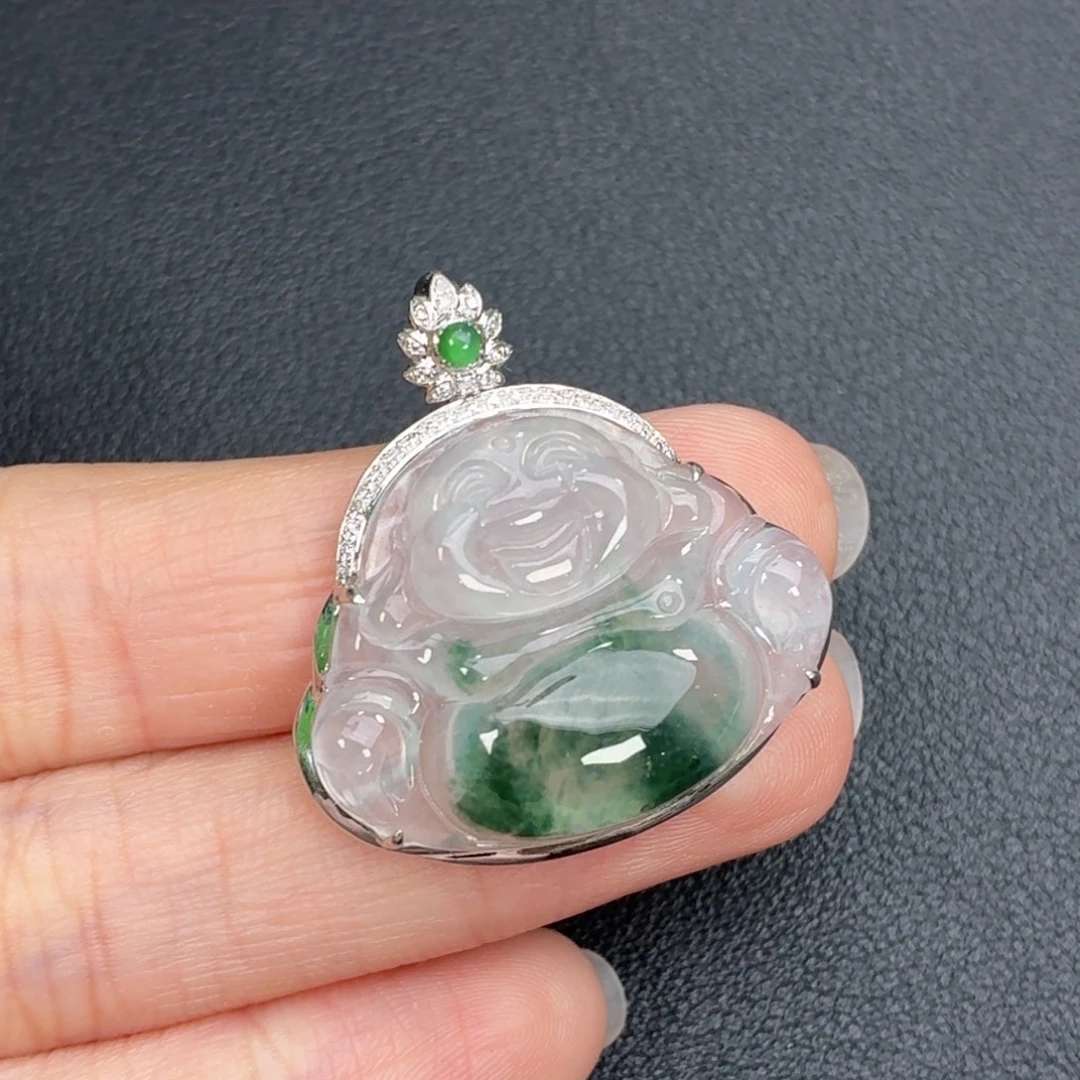 翡翠18K金镶嵌颈饰