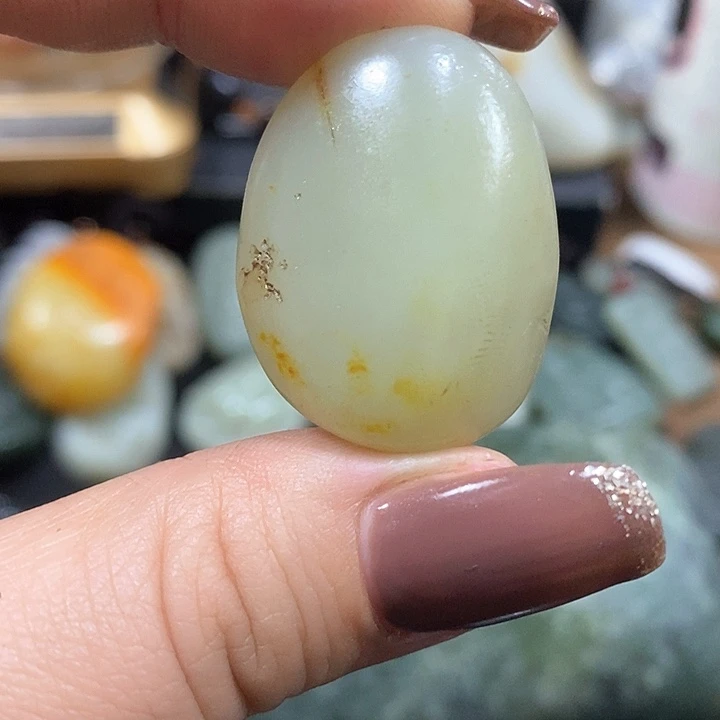 未镶嵌和田玉（糖玉）挂件