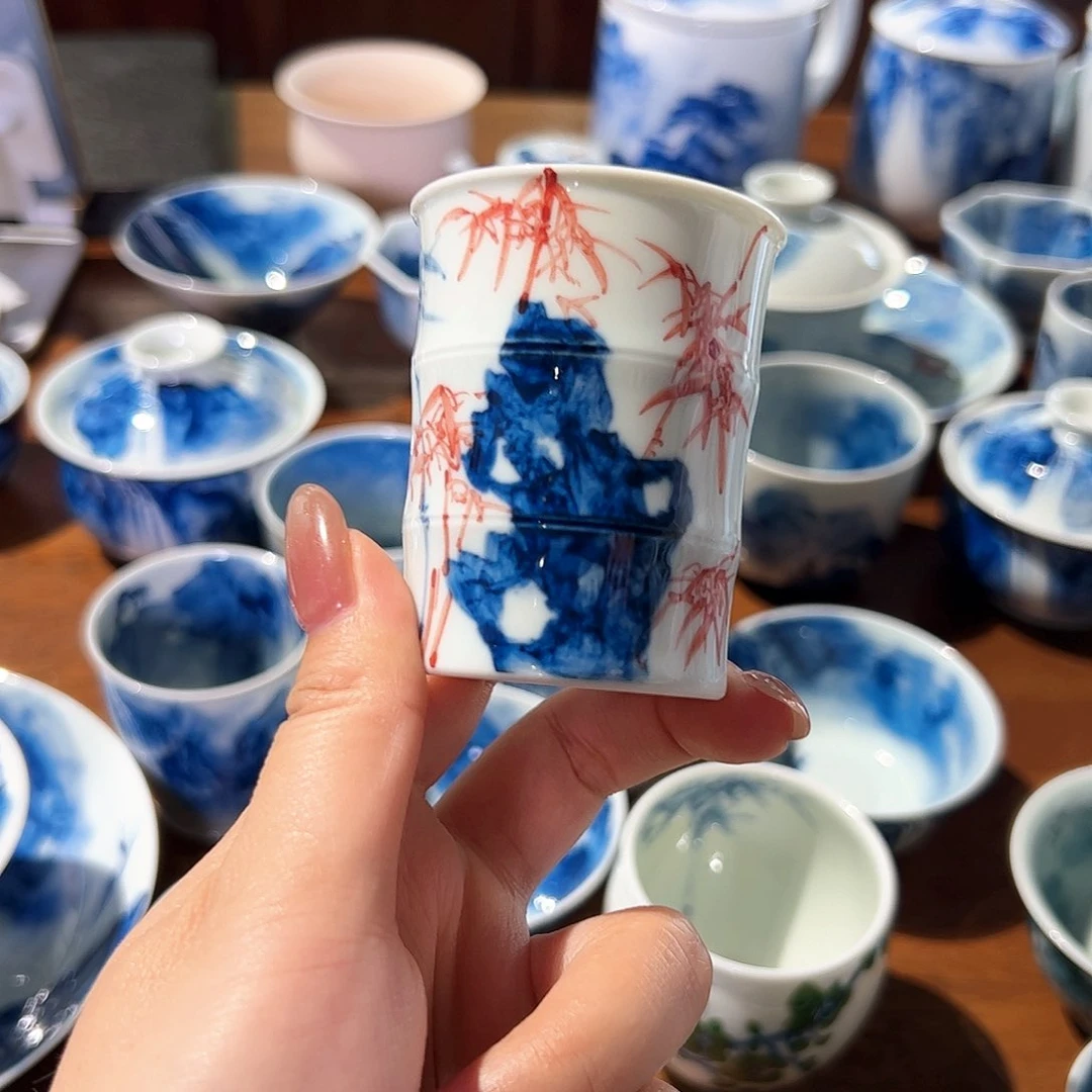 青花手绘竹子主人杯