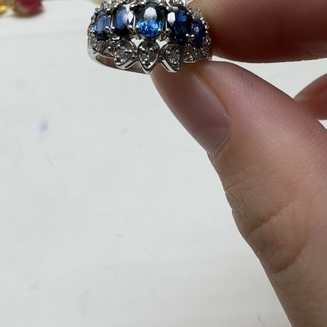 戒指未镶嵌蓝宝石