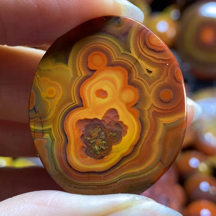 玛瑙/玉髓战国红吊坠未镶嵌