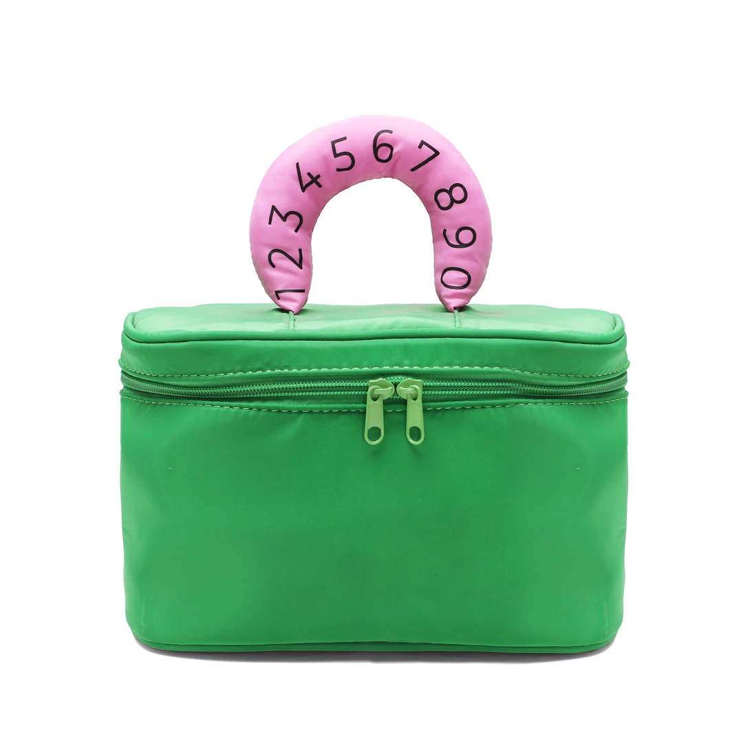 Discoverrevive2025新款分层设计收纳hotdog bag防水大容量化妆包