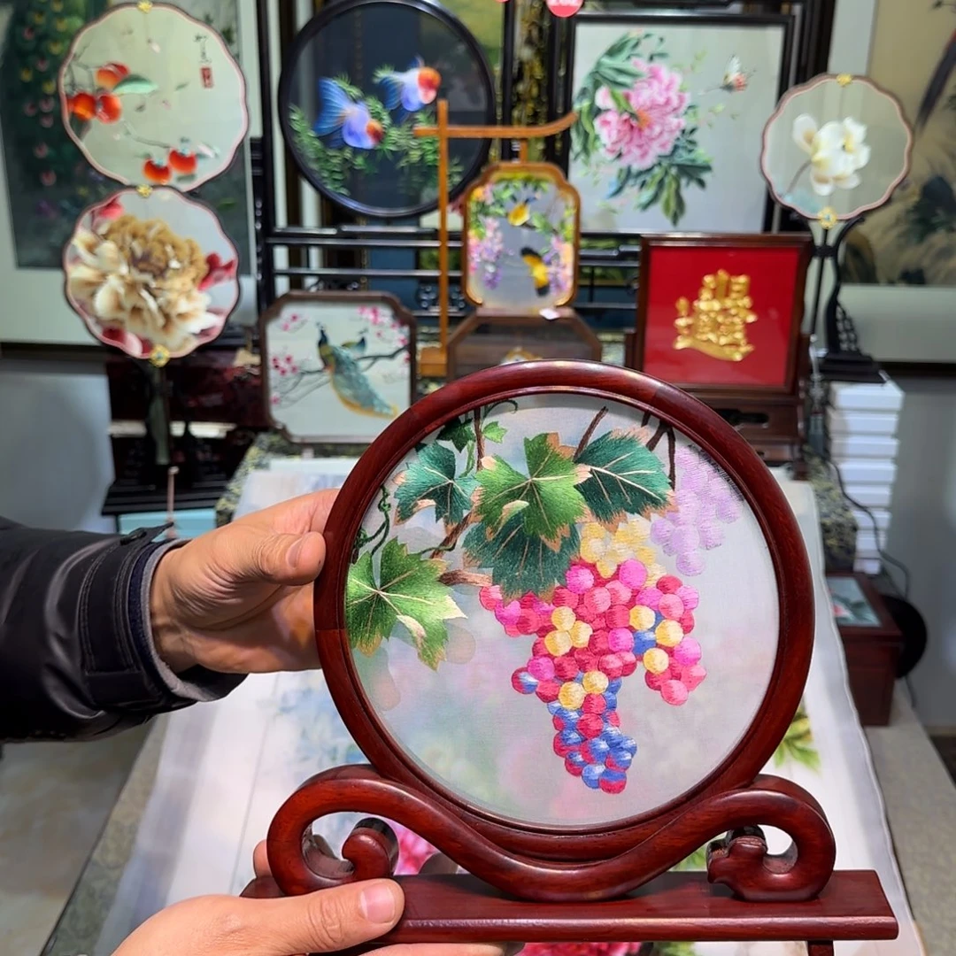 刺绣刺绣工艺精湛