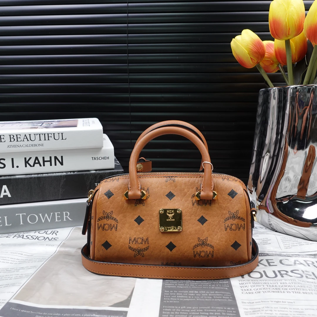 95新 MCM 单肩包/T10318958