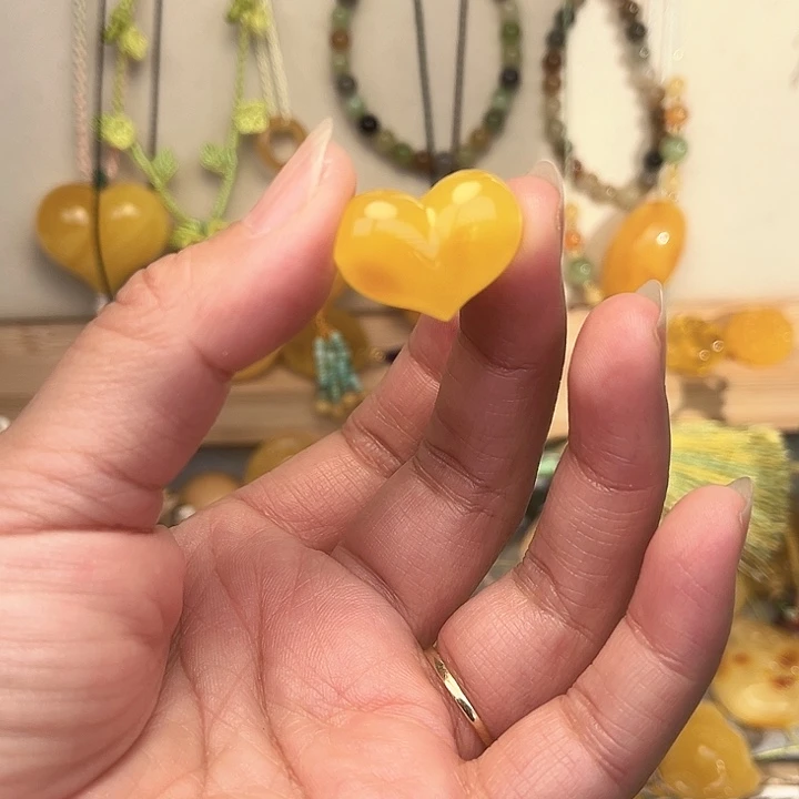 蜜蜡颈饰未镶嵌蜜蜡