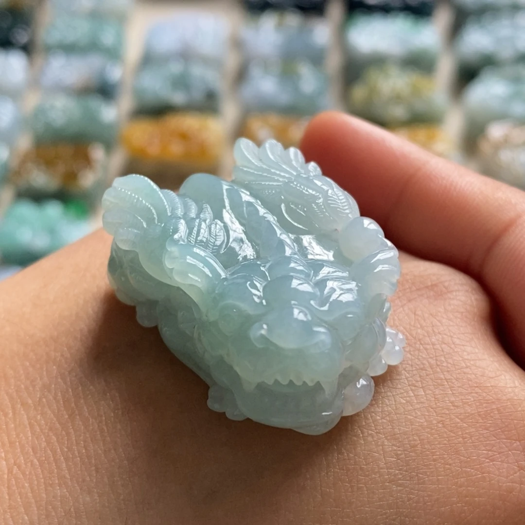 翡翠未镶嵌颈饰天然翡翠貔貅吊坠