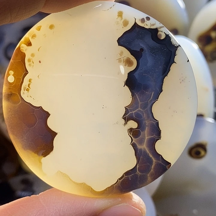 未镶嵌颈饰玛瑙/玉髓风**楼