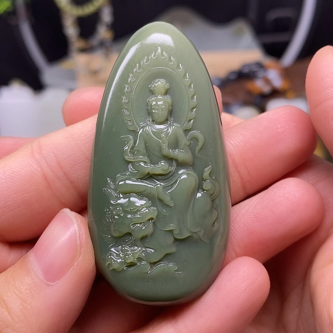 和田玉未镶嵌颈饰1