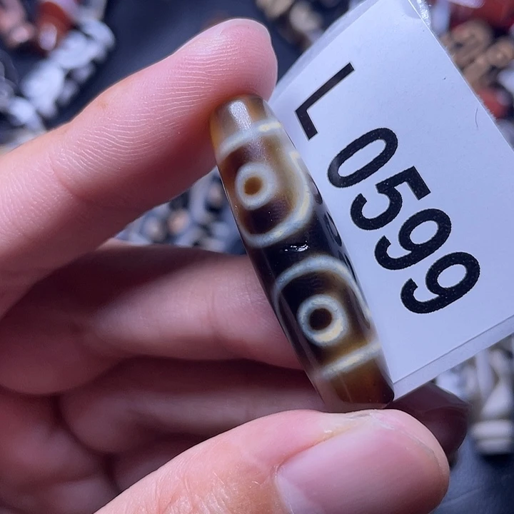 玛瑙/玉髓颈饰未镶嵌有坑