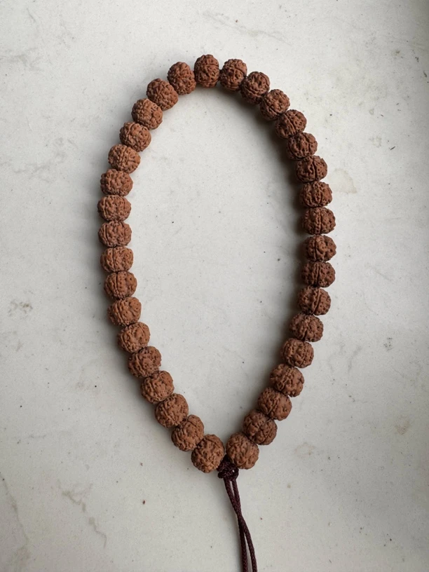 T3级新手入门款平细小金刚单圈手串，原生态精挑去糠黄