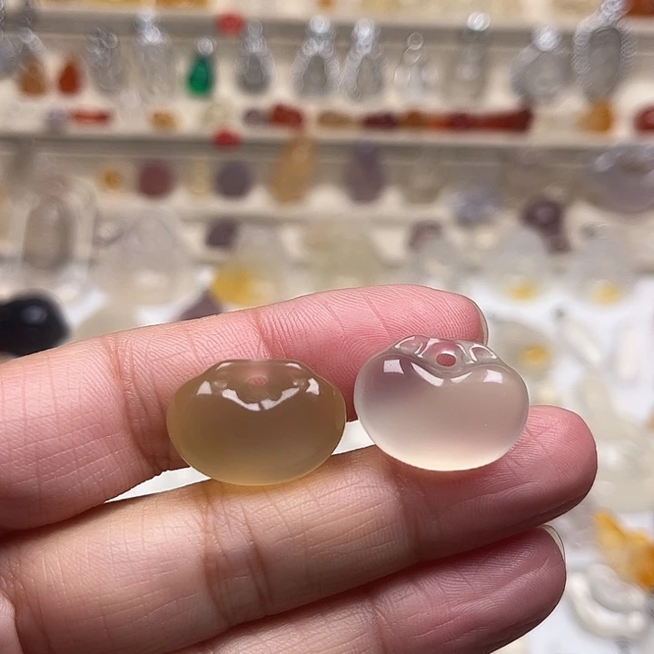 玛瑙/玉髓未镶嵌颈饰多样性发货 拍一发一