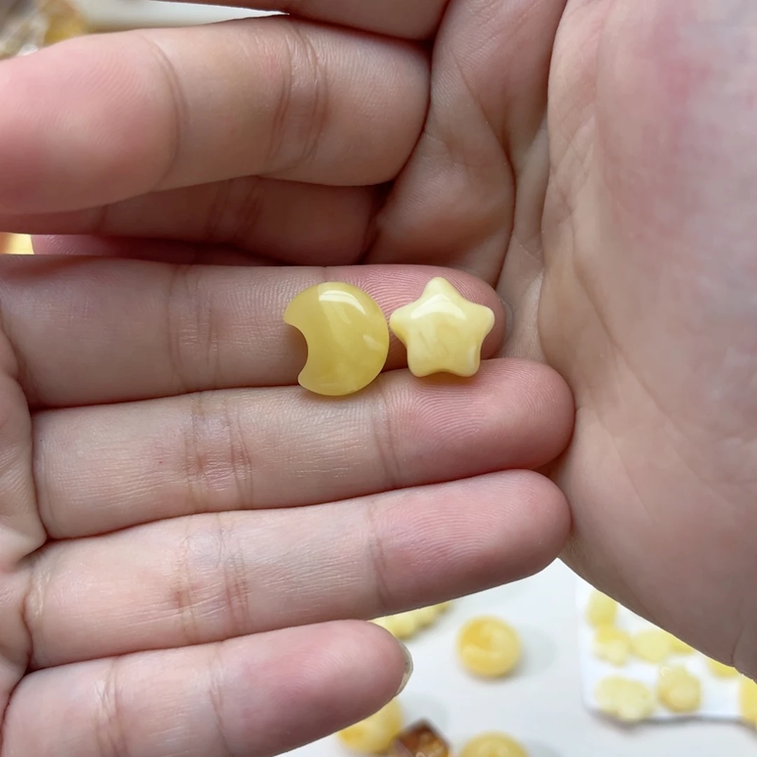 霍***？未镶嵌蜜蜡裸石天然