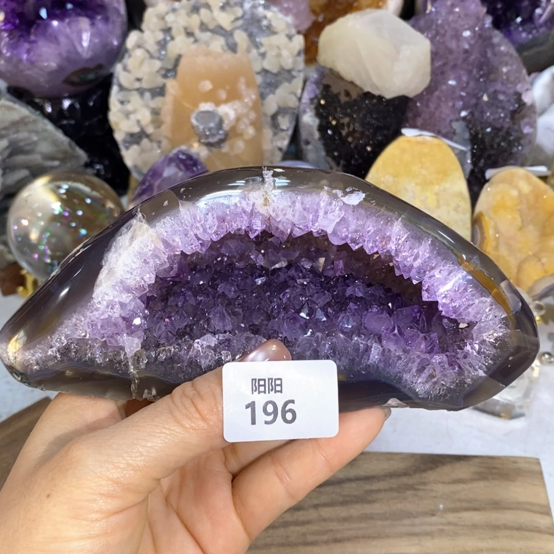 未镶嵌大型摆件（非配饰）水晶