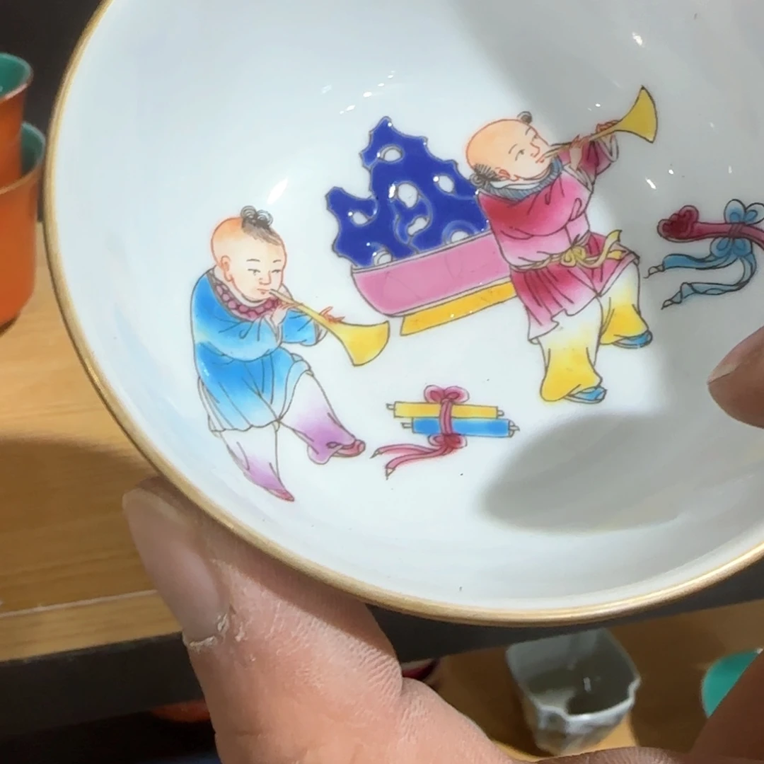 瓷片瓷器等艺术的熏陶以及各种