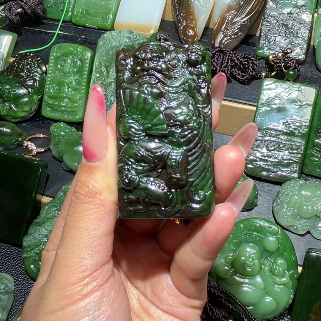 海***@和田玉未镶嵌颈饰