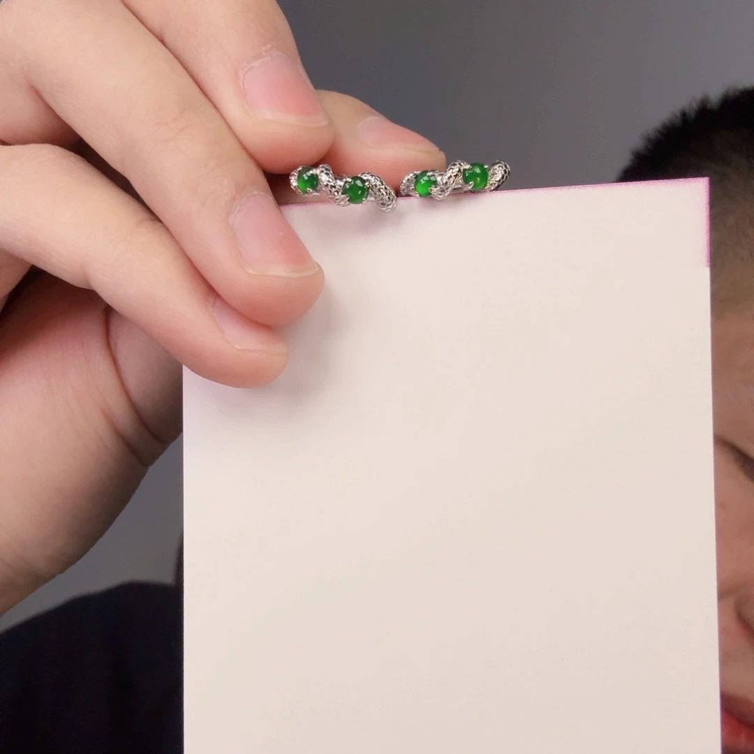 翡翠颈饰银S925镶嵌一对