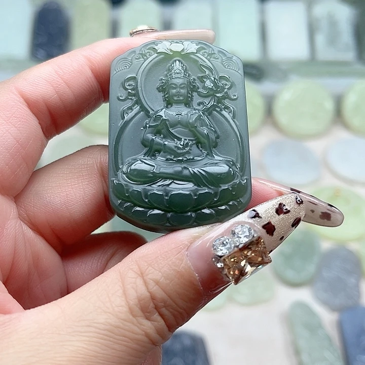 和田玉未镶嵌颈饰