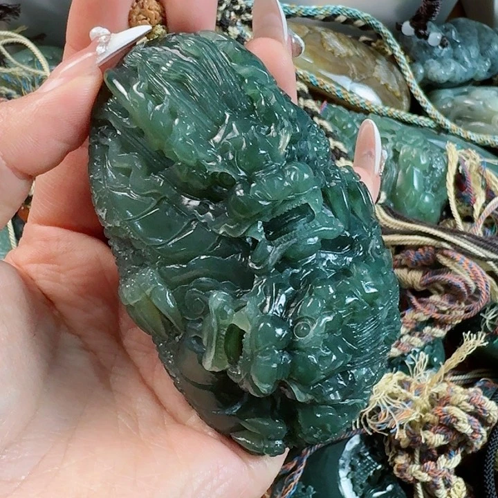 和田玉挂件未镶嵌