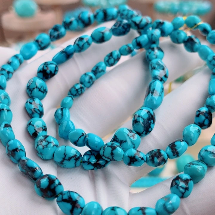 绿松石未镶嵌挂件