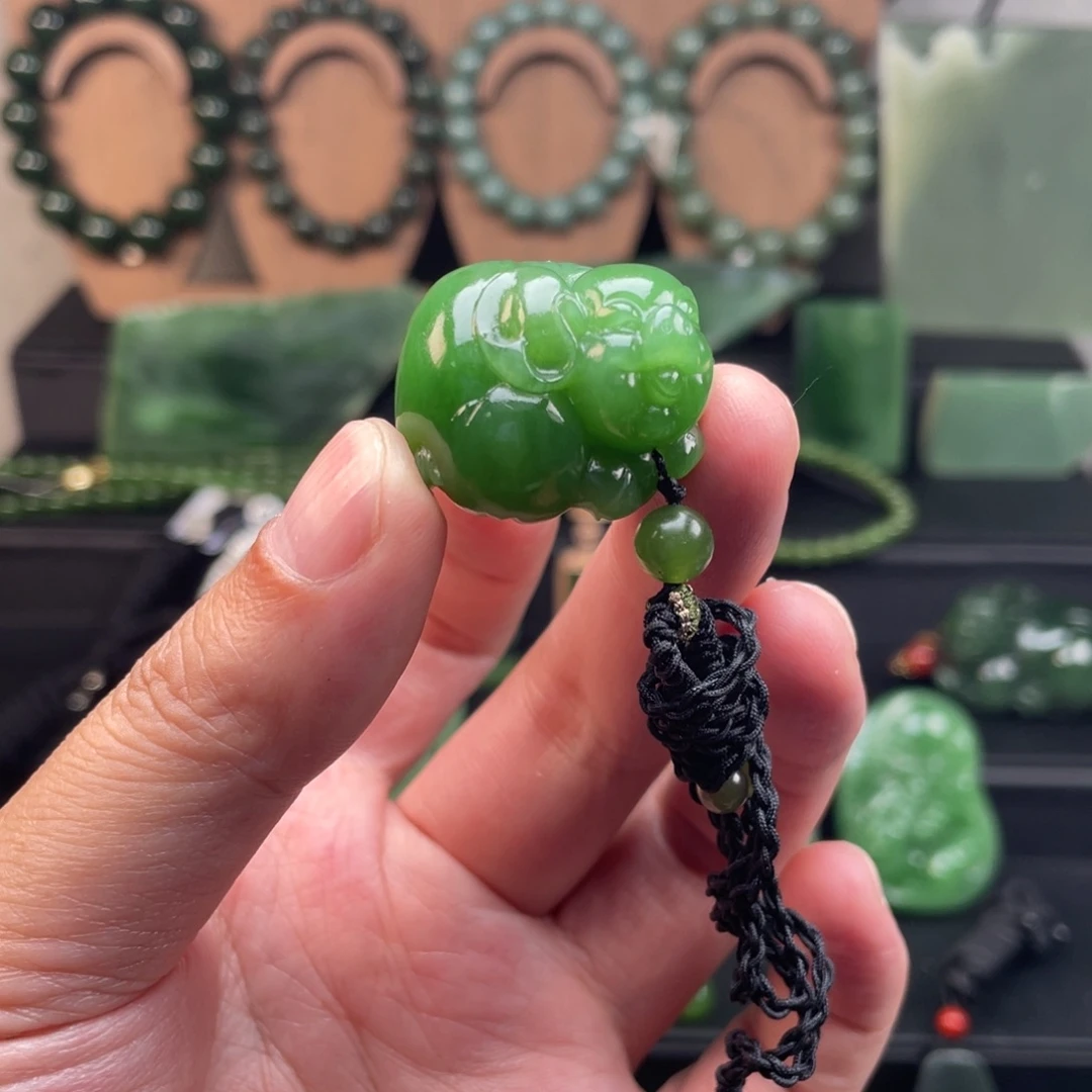 不***念和田玉（碧玉）未镶嵌颈饰