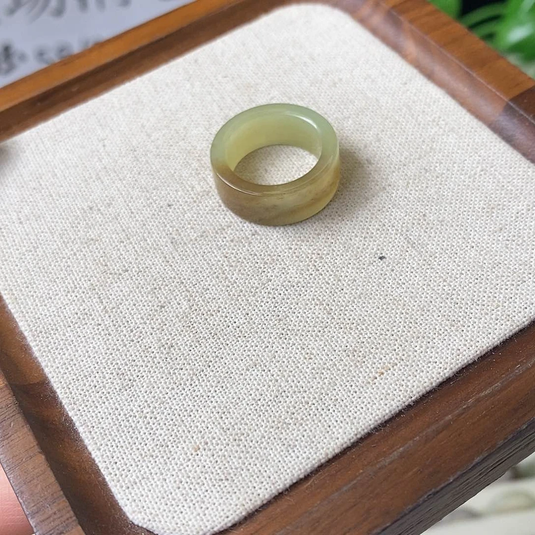 和田玉戒指未镶嵌z26一口糖晴水直切16.3不退换